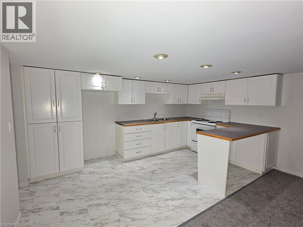 71 NORFOLK Street N - Image 28