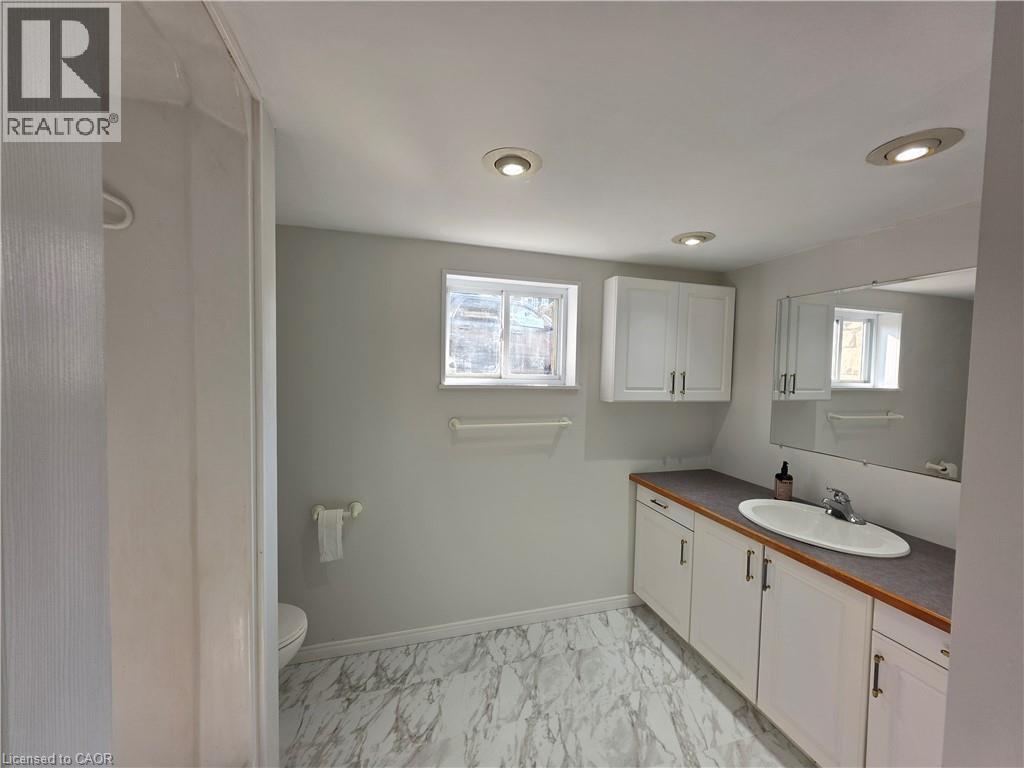 71 NORFOLK Street N - Image 32