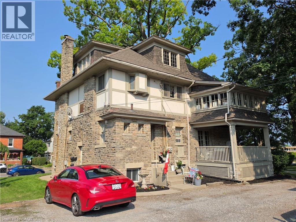 71 NORFOLK Street N - Image 5