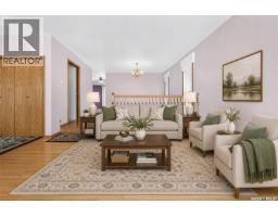 Primary Bedroom - 138 Athabasca Street W, Moose Jaw, SK S6H2B7 Photo 7