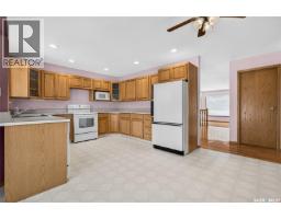 138 Athabasca Street W, Moose Jaw, SK S6H2B7 Photo 19