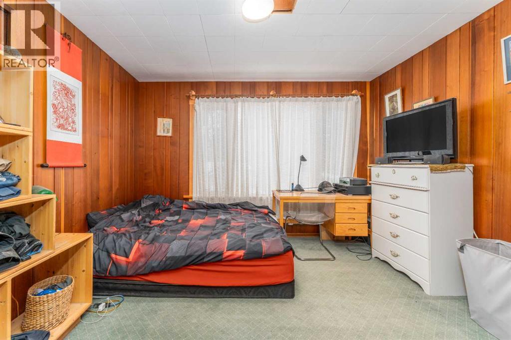 77 Grotto Road - 25