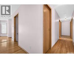 138 Athabasca Street W, Moose Jaw, SK S6H2B7 Photo 41