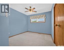 138 Athabasca Street W, Moose Jaw, SK S6H2B7 Photo 36