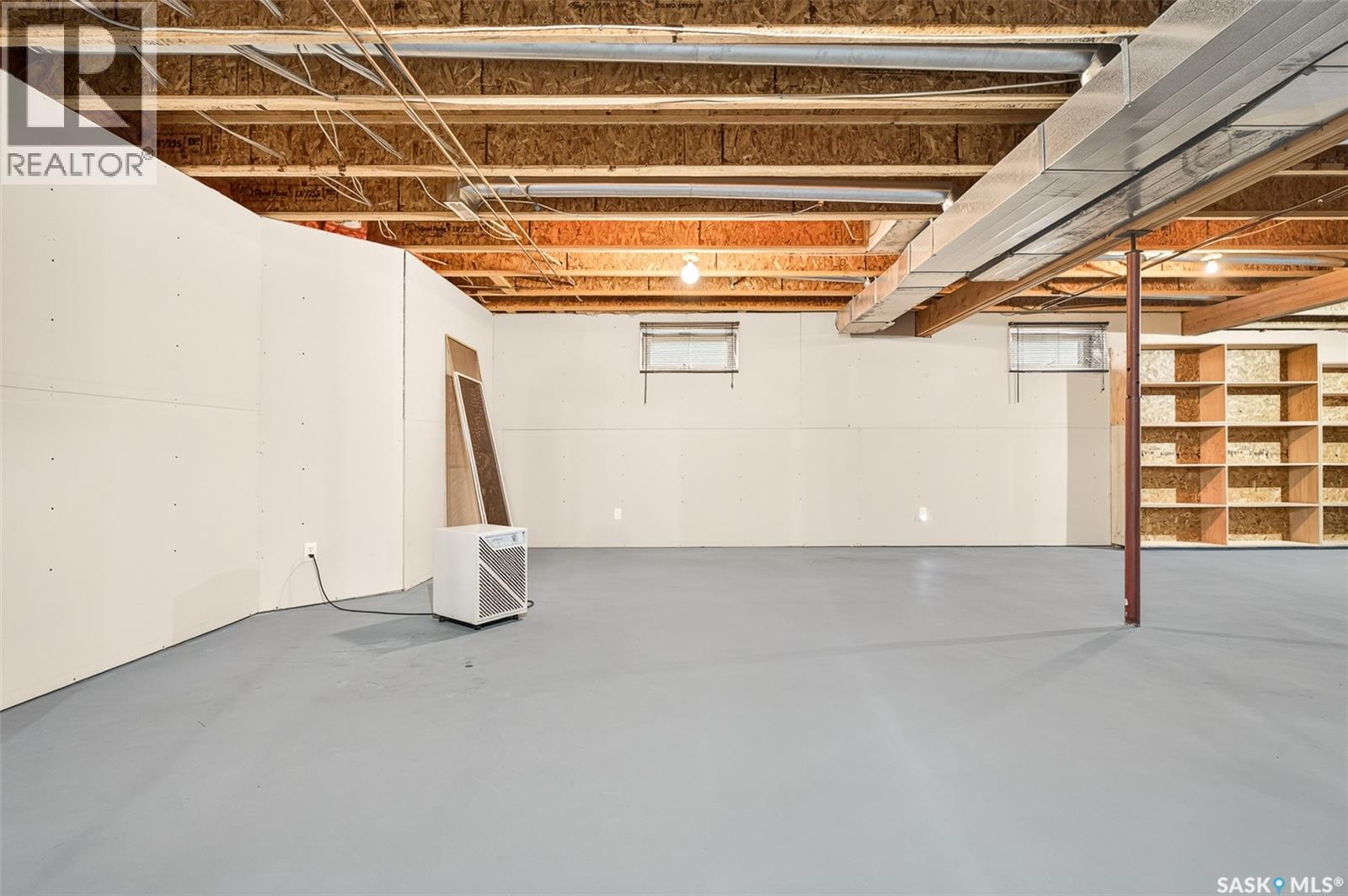 138 Athabasca STREET W - 45