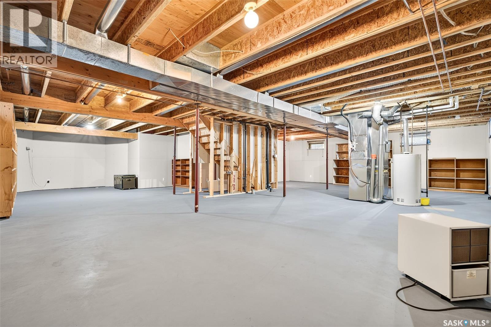138 Athabasca STREET W - 47