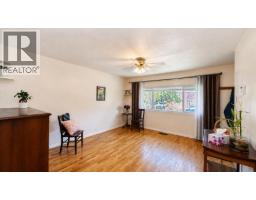4458 Skeena Street, Vancouver, BC V5R2L9 Photo 6