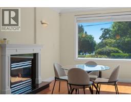 2189 Argyle Avenue, West Vancouver, BC V7V1A5 Photo 9
