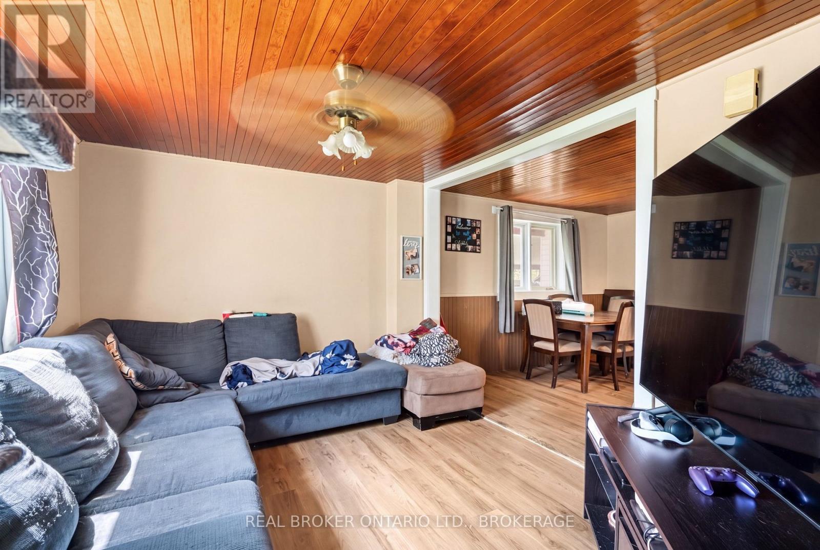 15631 MANNING ROAD - Image 10