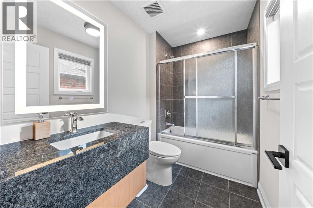 130 PONDCLIFFE Drive - Image 36