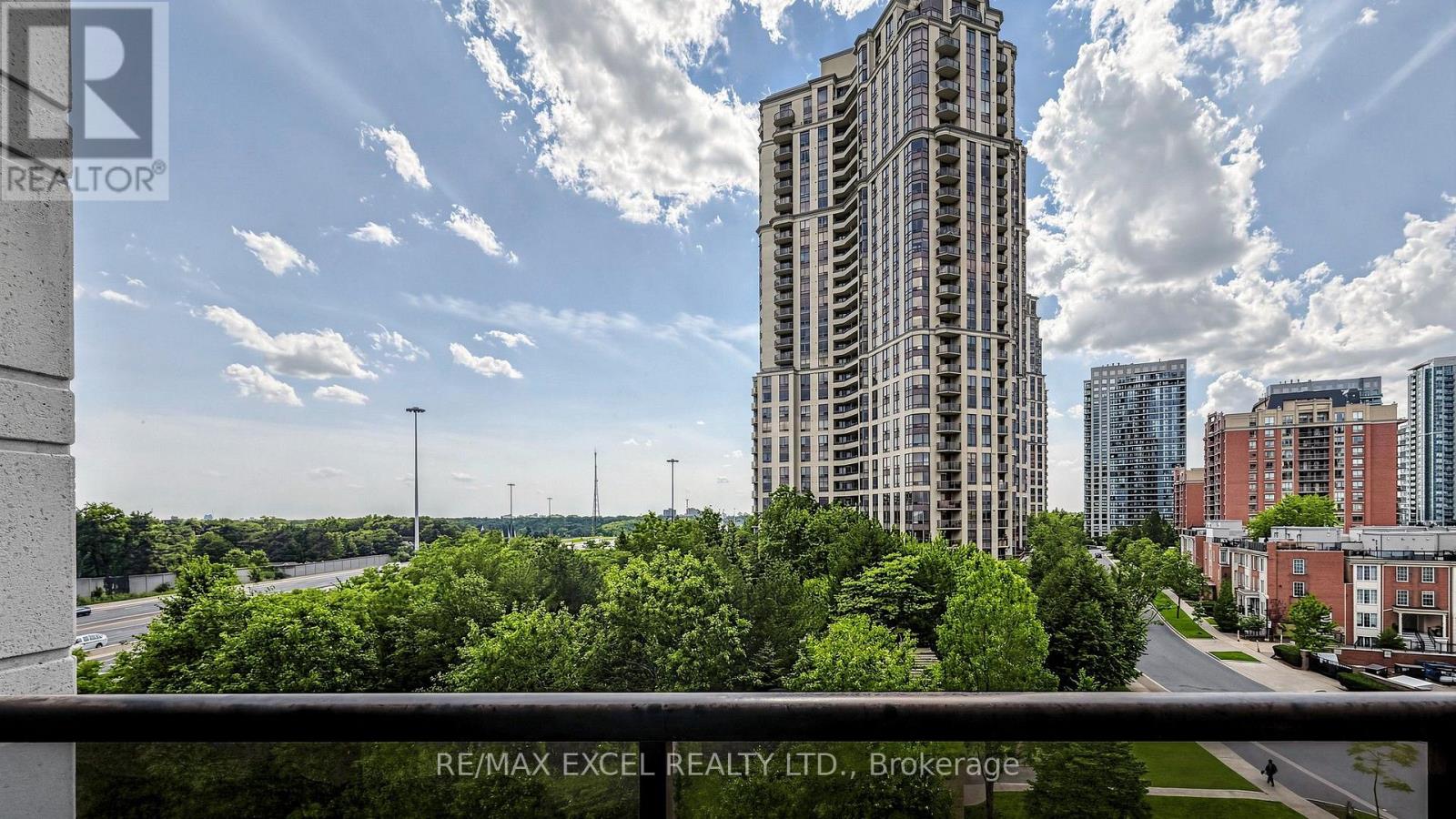 #602 100 HARRISON GARDEN BOULEVARD - Image 38