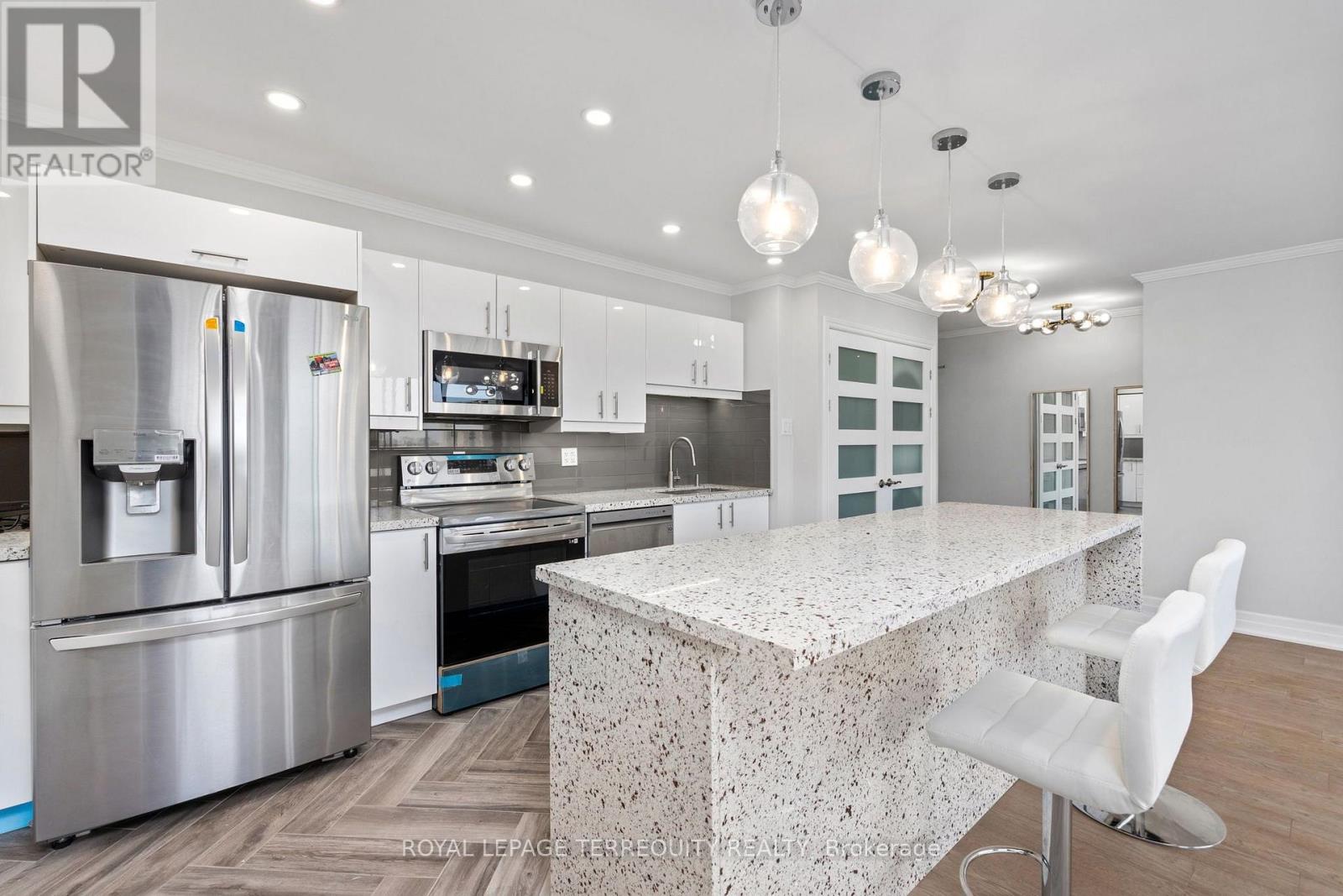 #1203 100 CANYON AVENUE - 10