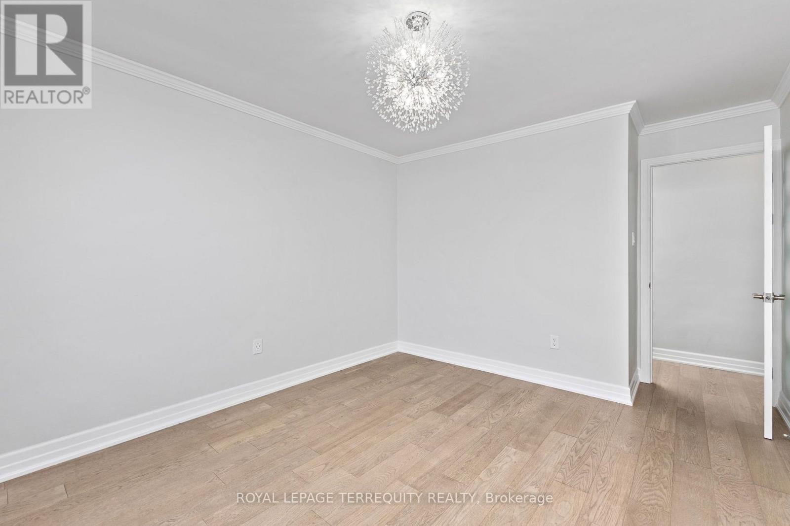 #1203 100 CANYON AVENUE - 17