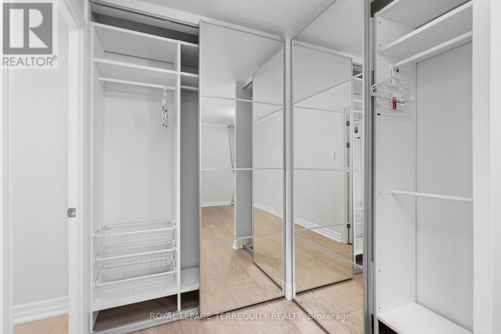 #1203 100 CANYON AVENUE - 25