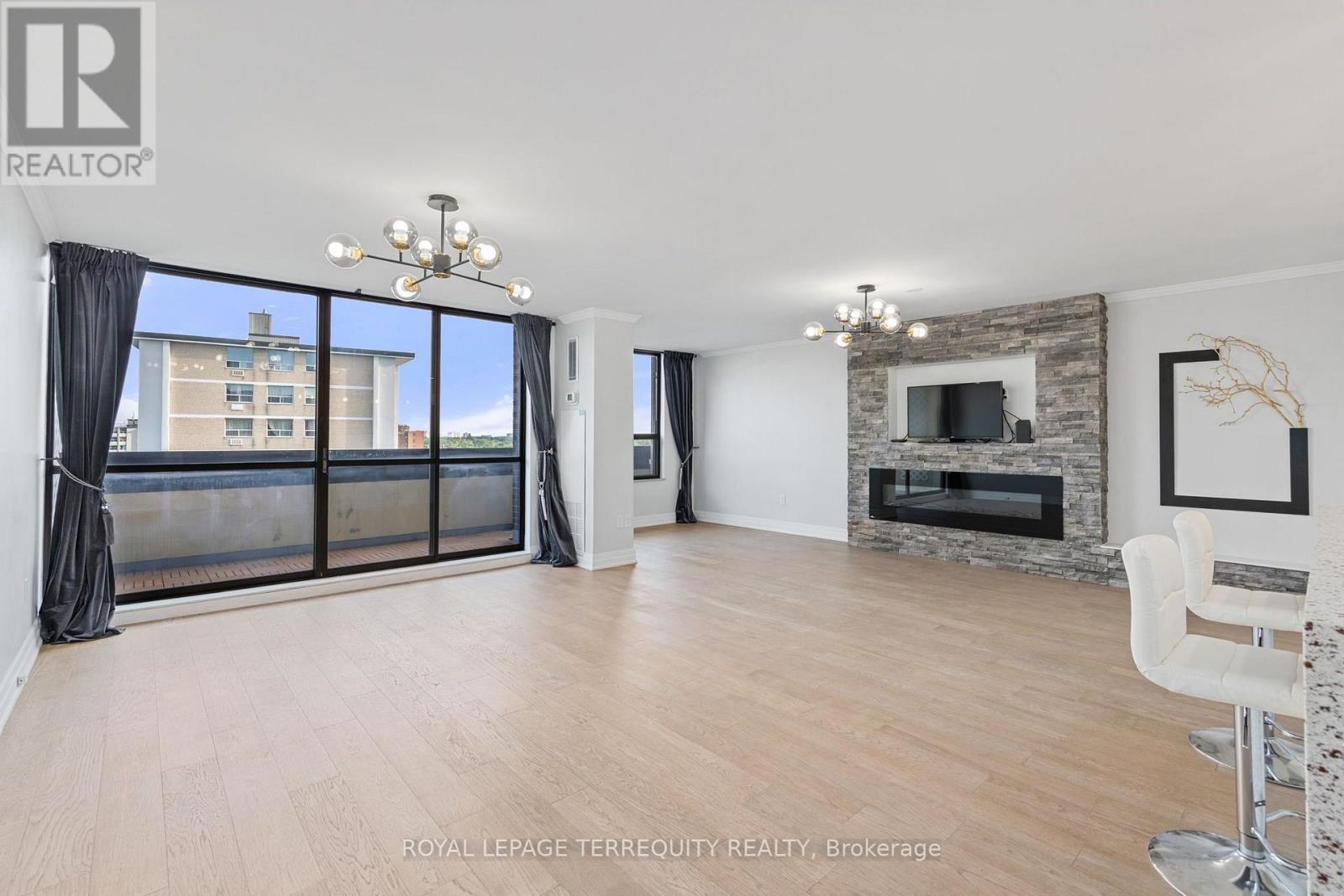 #1203 100 CANYON AVENUE - 5