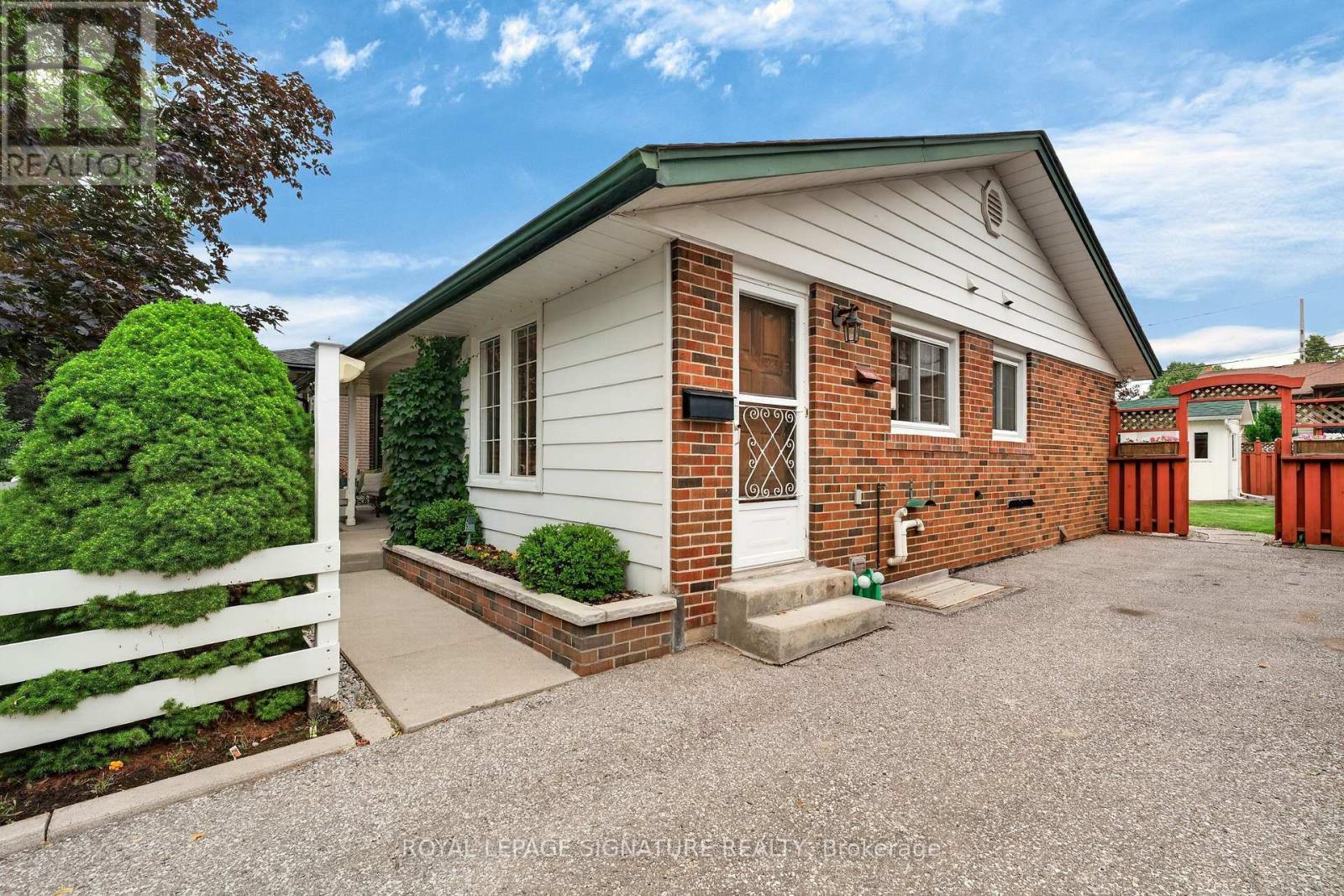 150 CLEMENTS ROAD E - 3