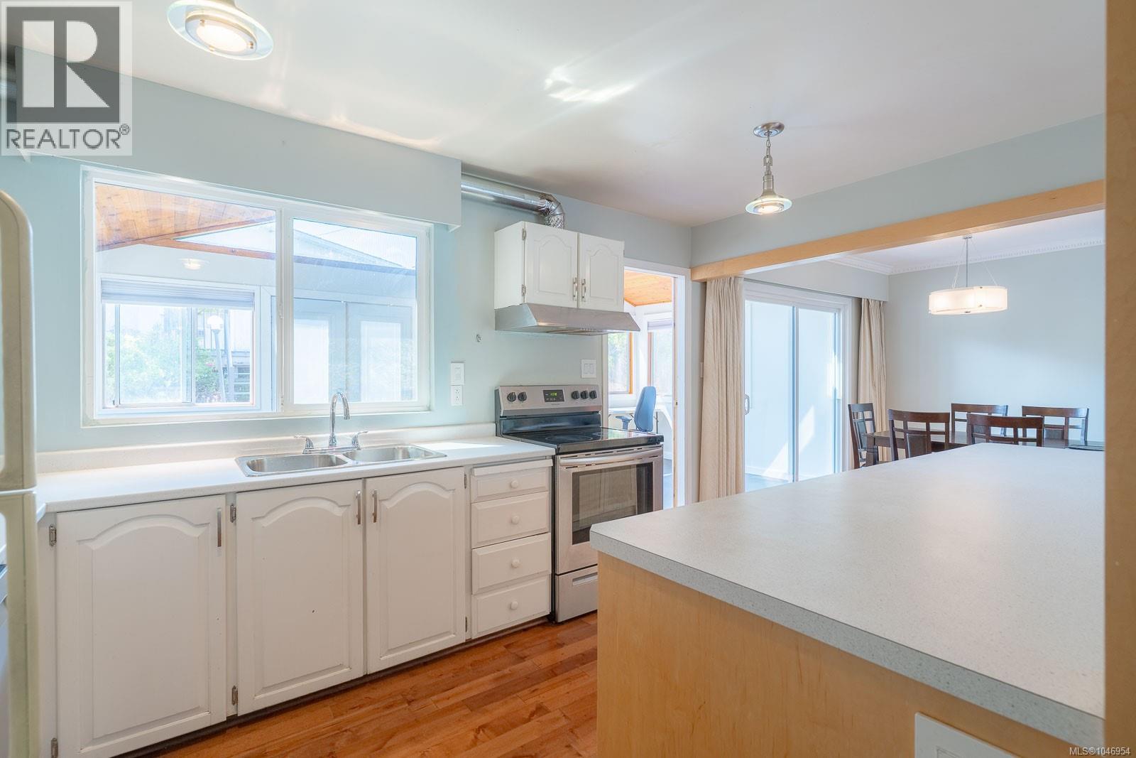 159 Emery Way - Image 15