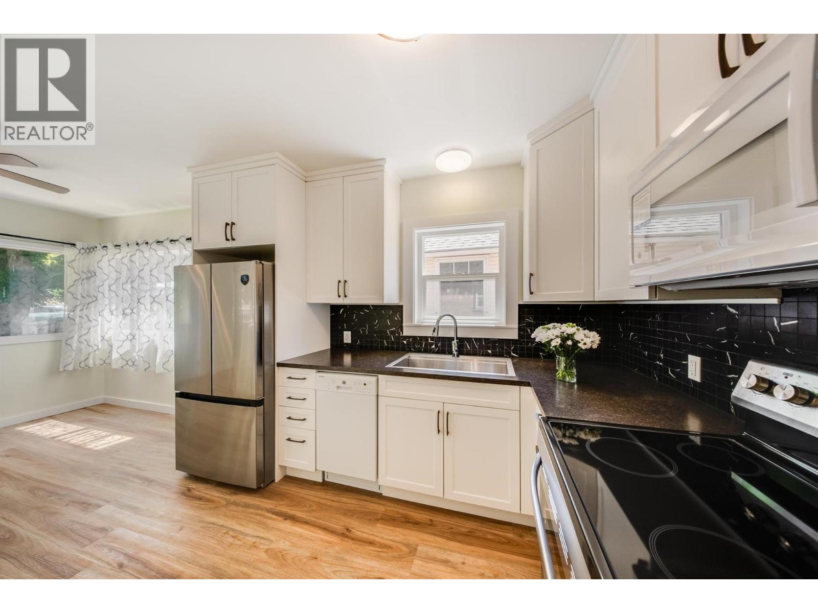 1110 Second Avenue - Image 10