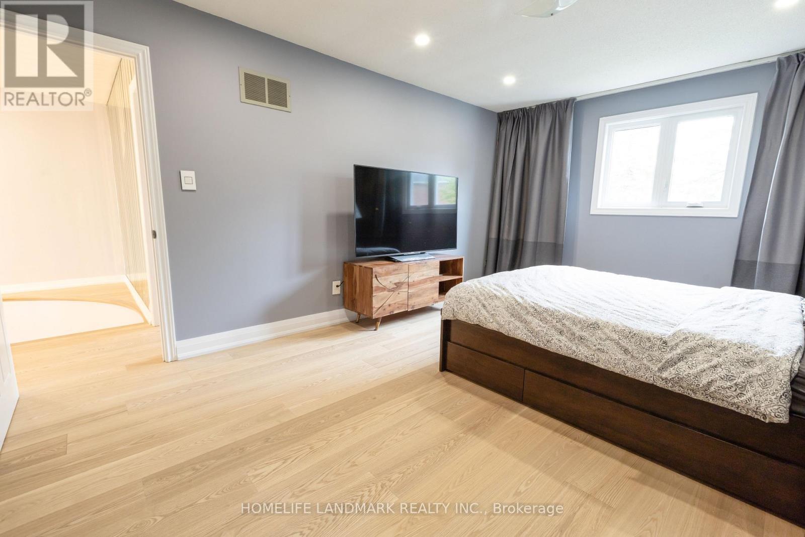9755 KEELE STREET - Image 25