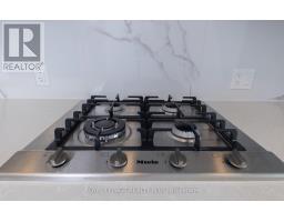 662 - 68 Esther Shiner Boulevard, Toronto, ON M2K0J6 Photo 9