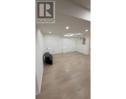 Basement - 328 Woodspring Avenue, Newmarket, ON L3X3B1 Photo 17