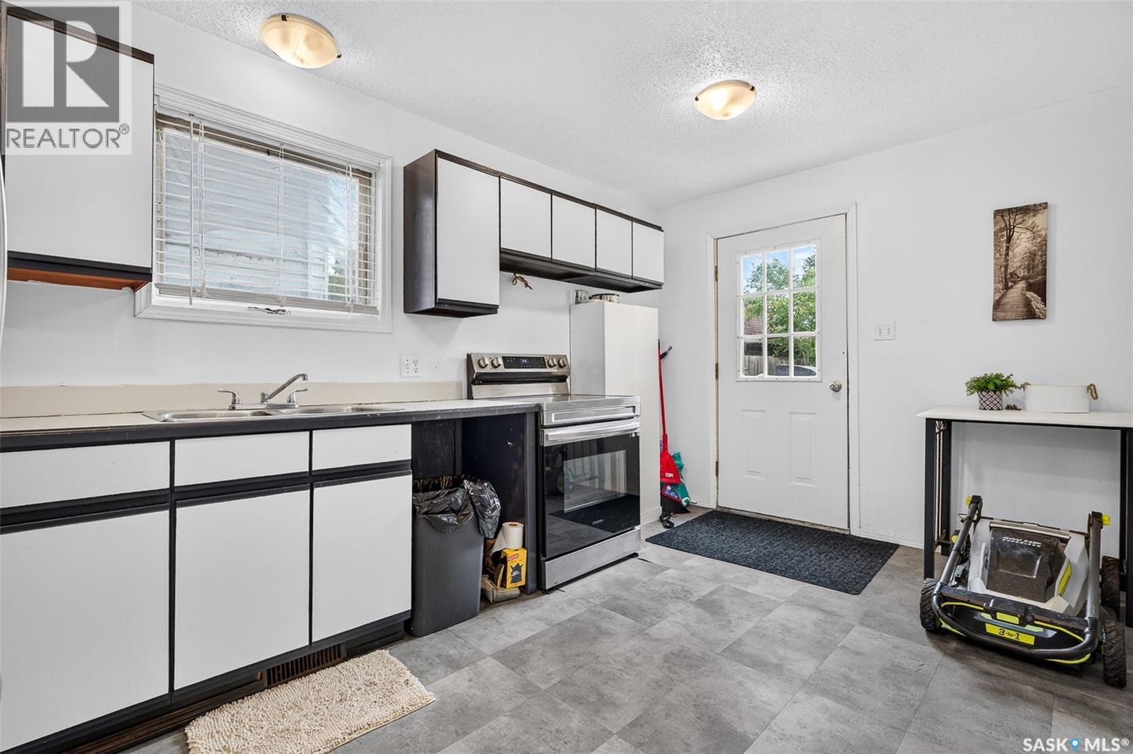 1169 1st AVENUE NW - 20