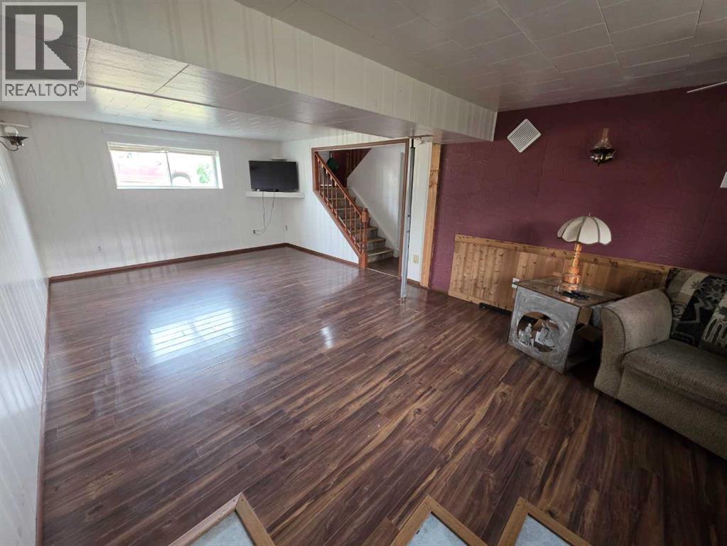 715 Rosewood Avenue - Photo 9