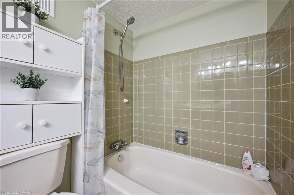 #107 6 WALTON Avenue - Image 17
