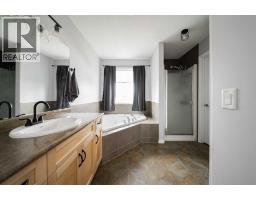 521 Walnut Crescent, Fort Mcmurray, AB T9K0M9 Photo 24