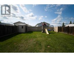 521 Walnut Crescent, Fort Mcmurray, AB T9K0M9 Photo 35
