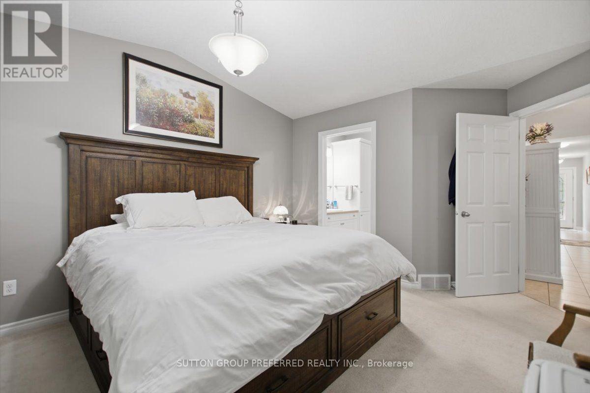 #72 869 WHETHERFIELD STREET - Image 21