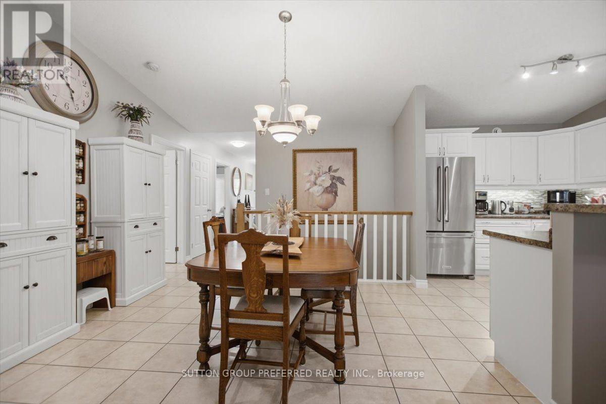 #72 869 WHETHERFIELD STREET - Image 8