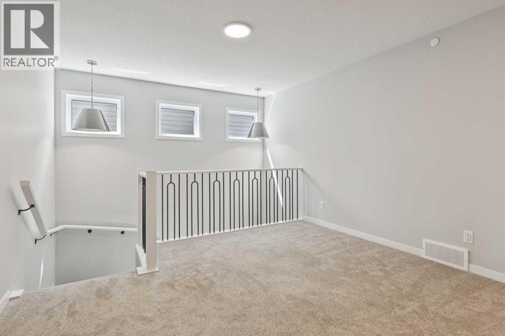 374 Hotchkiss Manor SE - 19