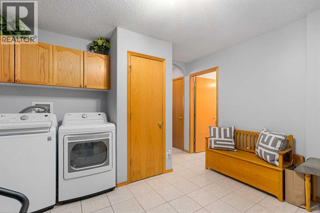 83 Silver Creek Boulevard NW - 14