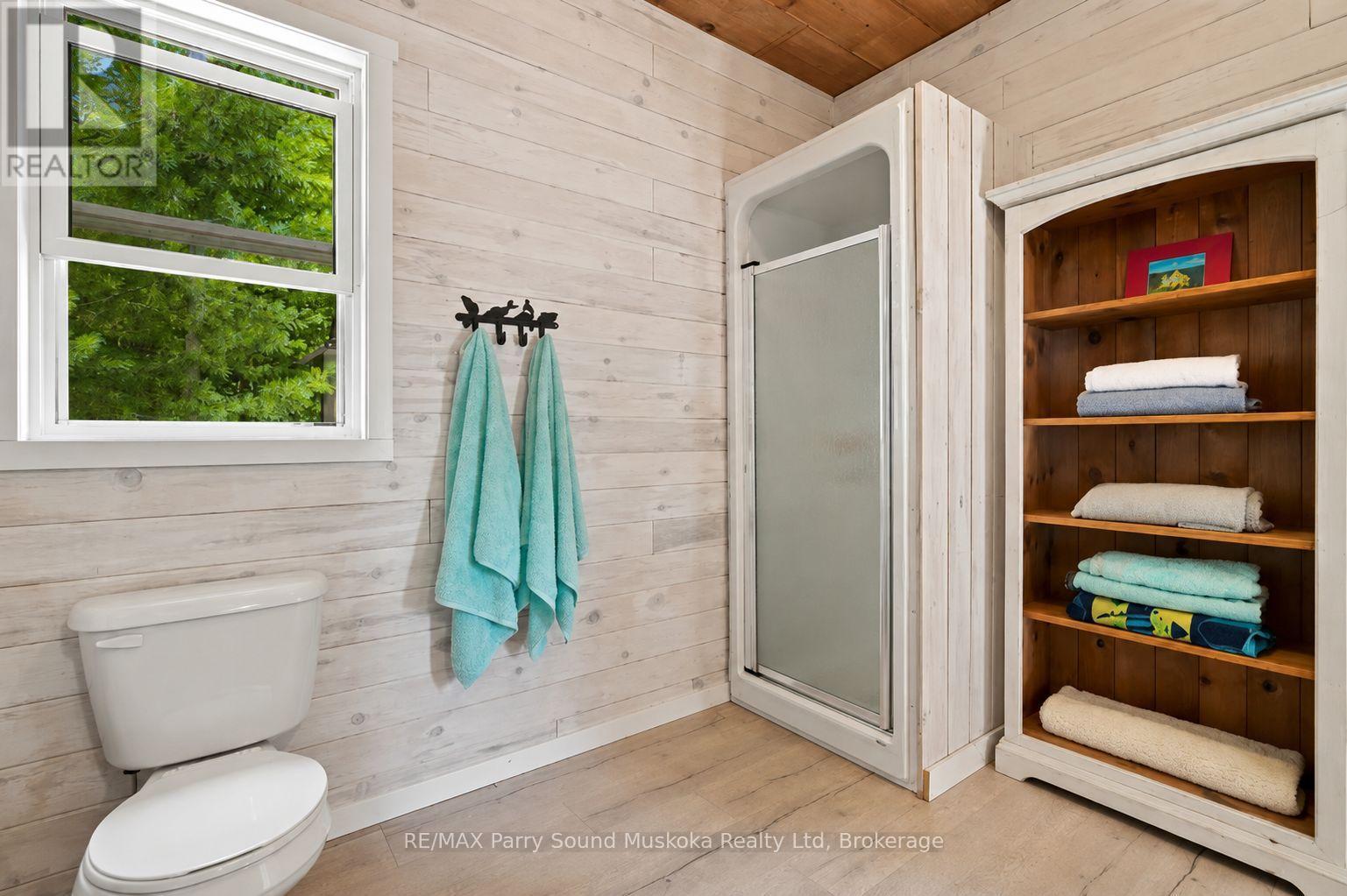 24 ARBOR VITAE ISLAND - Image 15
