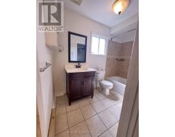18 Annamaria Drive, Georgina, ON L4P3H6 Photo 11