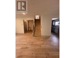 18 Annamaria Drive, Georgina, ON L4P3H6 Photo 7