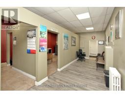 819 Pape Avenue, Toronto, ON M4K3V1 Photo 7