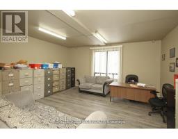 819 Pape Avenue, Toronto, ON M4K3V1 Photo 10