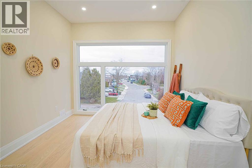 234 ELEANOR Avenue - Image 29