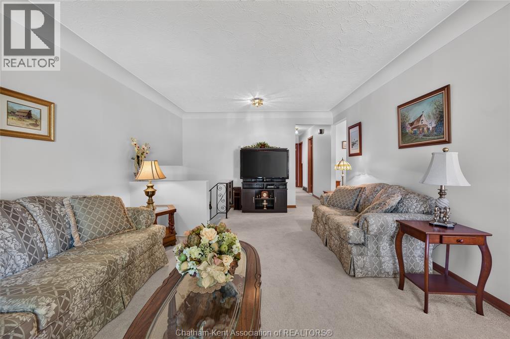 18 CAMEO DRIVE - Image 5