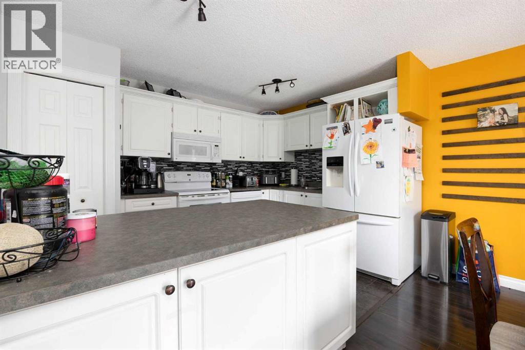 110 Bird Crescent - Photo 10