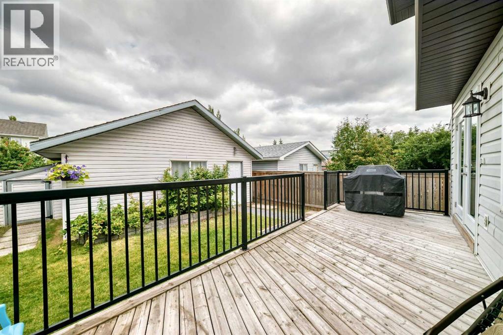 27 Erin Meadow Crescent SE - 27