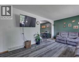 Bedroom - 43 Oak Street, Red Deer, AB T4P2N7 Photo 8