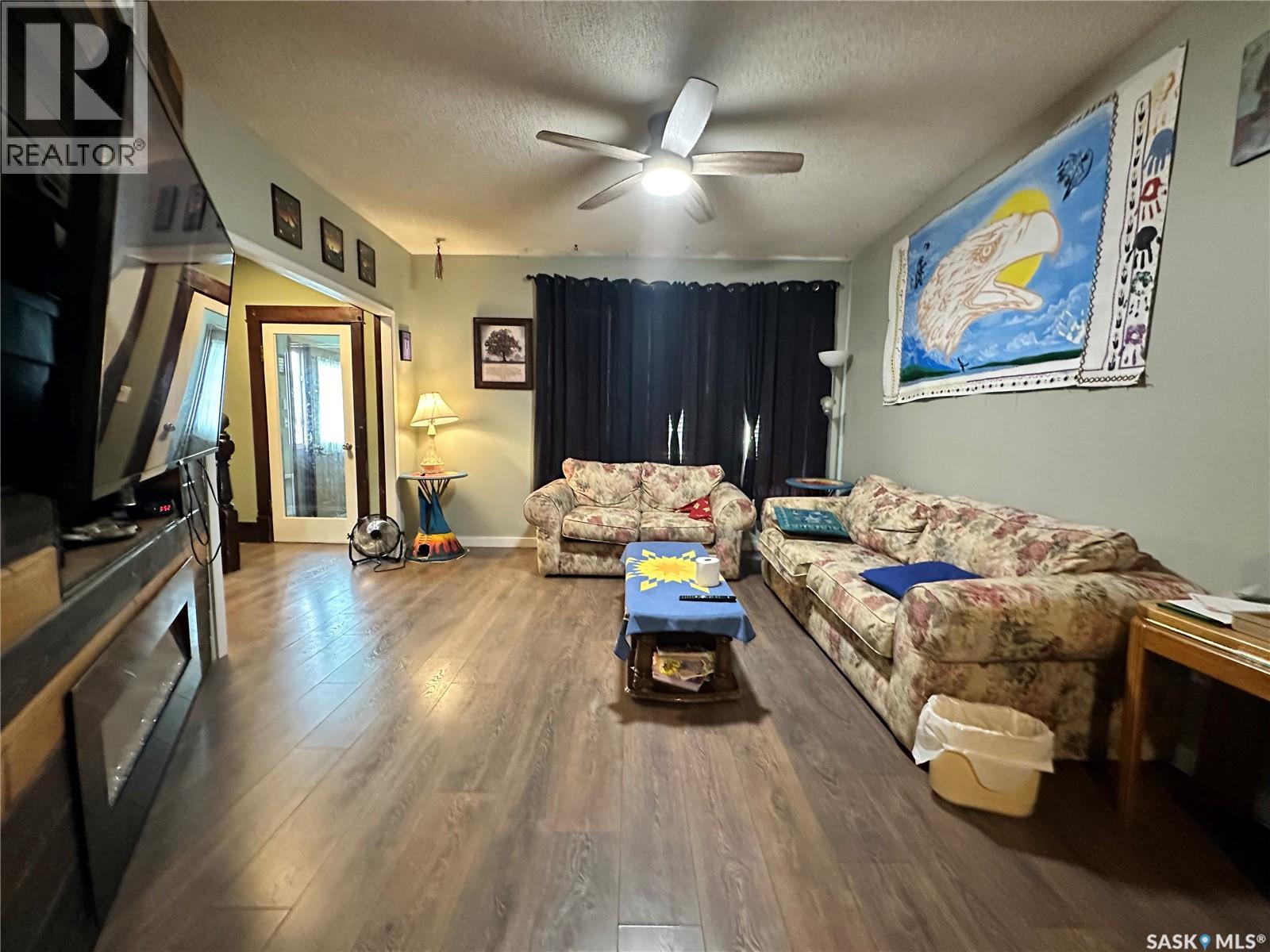 118 5th AVENUE W - Image 11