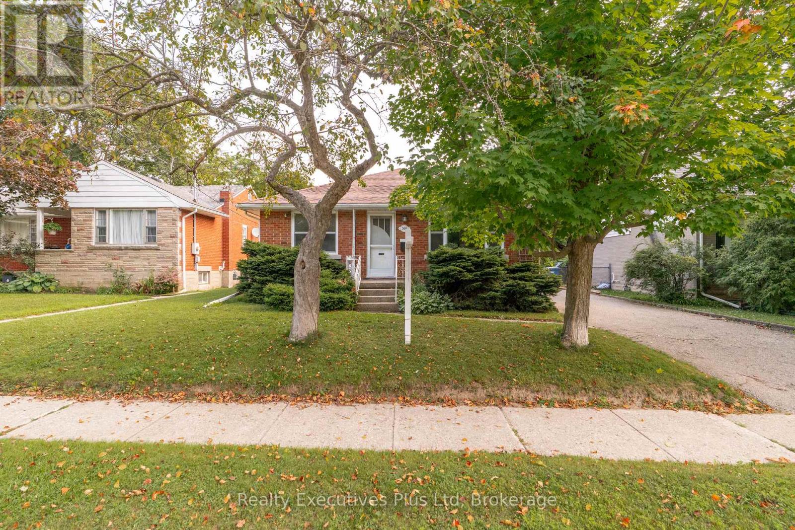 361 METCALFE STREET - 2