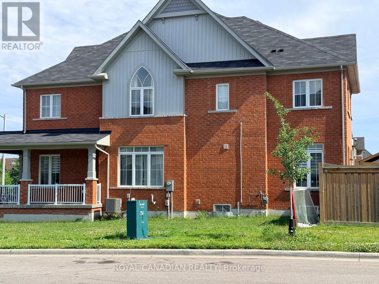 64 LYLE DRIVE