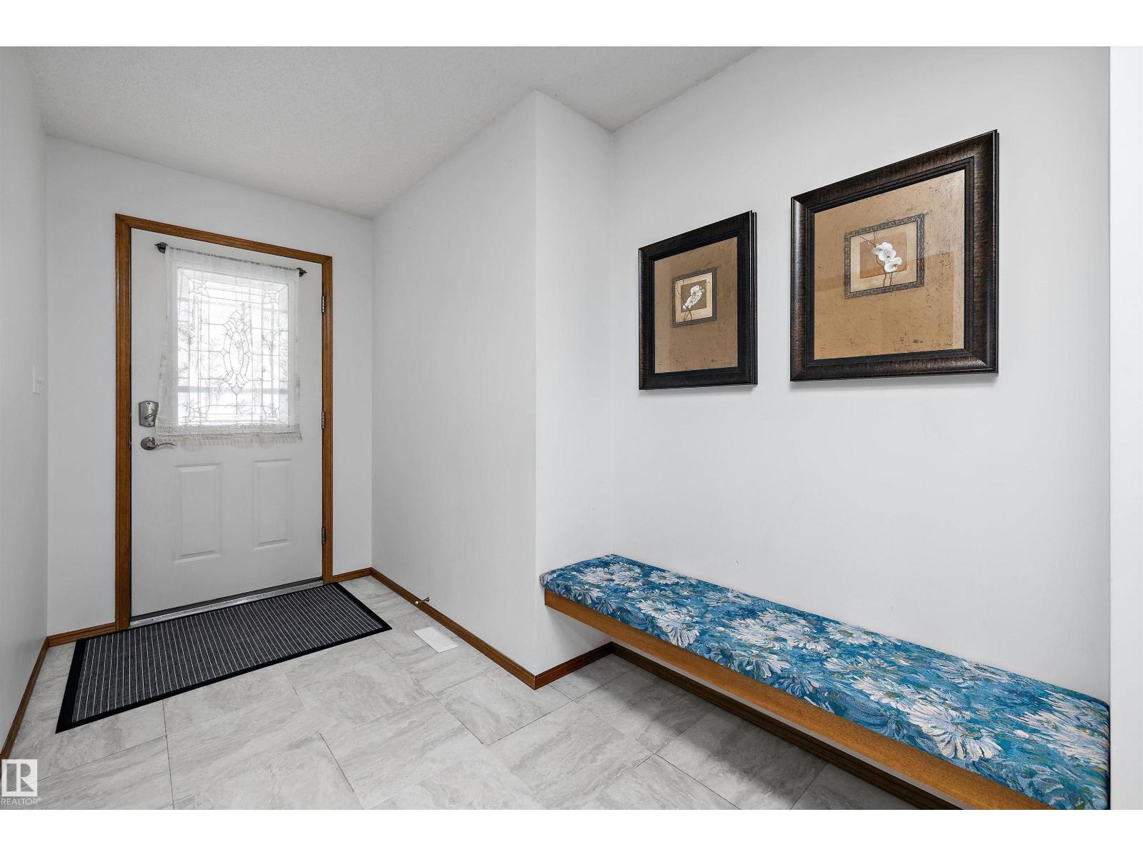4717 25 AV NW - 3