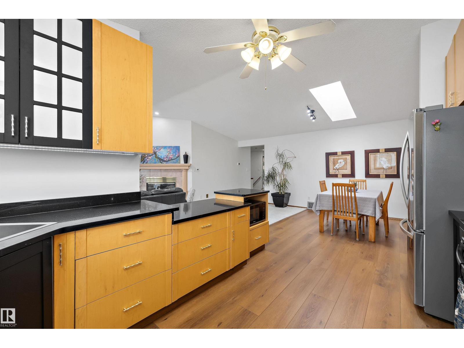 4717 25 AV NW - Image 27