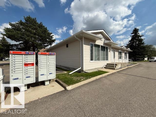 4717 25 AV NW - Image 62